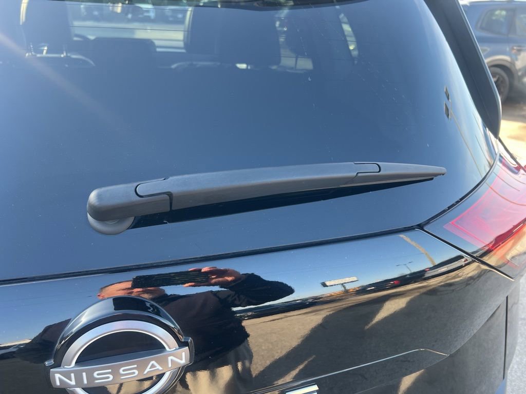 Certified 2023 Nissan Rogue SV w/ SV Premium B Package image 34