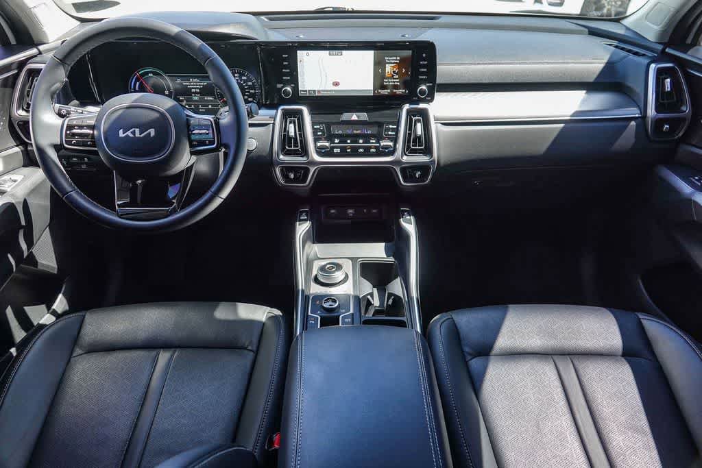 Used 2023 Kia Sorento EX AWD/4WD image 11