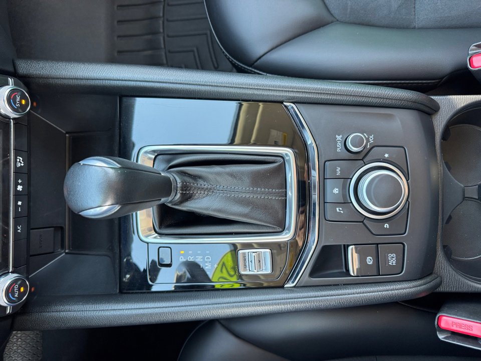 Used 2019 MAZDA CX-5 Touring image 24