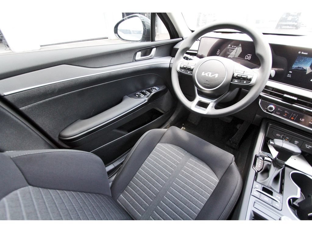 New 2026 Kia K5 LXS FWD image 7