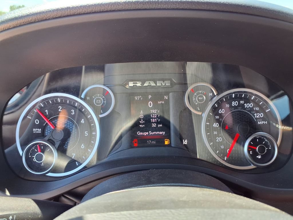 New 2026 RAM 1500 Express AWD/4WD image 27