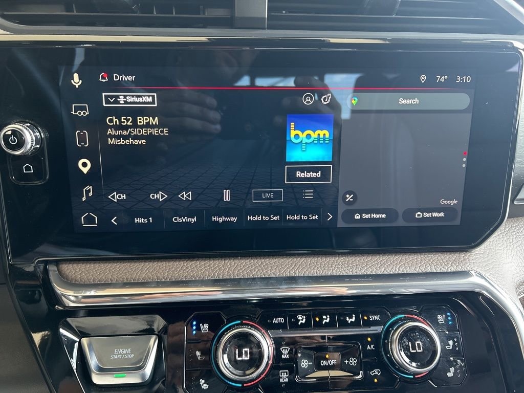 Used 2024 GMC Sierra 2500 Denali AWD/4WD image 17