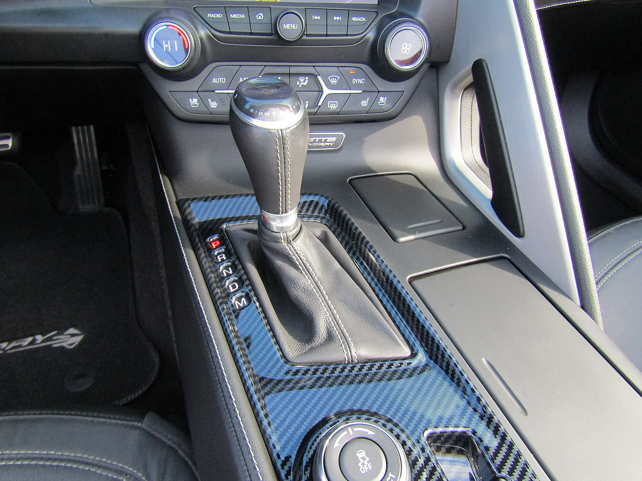 Used 2015 Chevrolet Corvette Stingray Convertible w/ 2LT Preferred Equipment Group RWD image 17