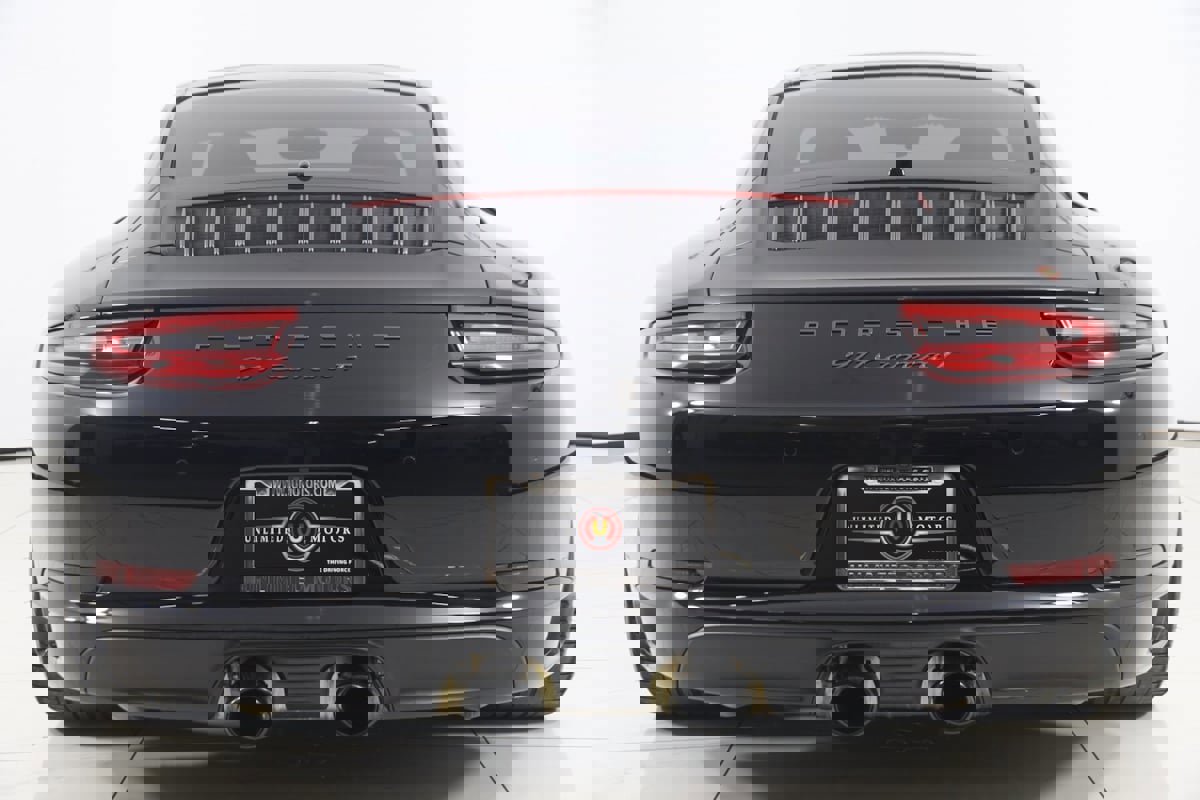 Used 2019 Porsche 911 Carrera T w/ Carrera T Interior Package image 70