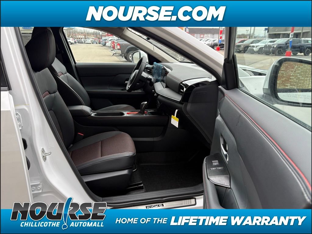 New 2025 Nissan Kicks SR w/ Illumination Package AWD/4WD image 13