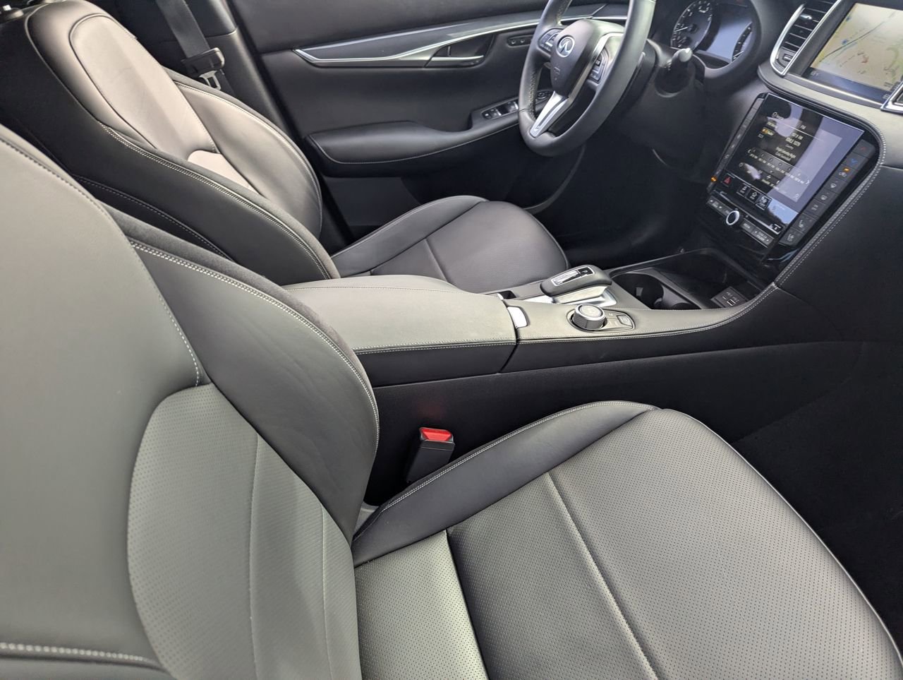 Certified 2023 INFINITI QX50 Sport image 12