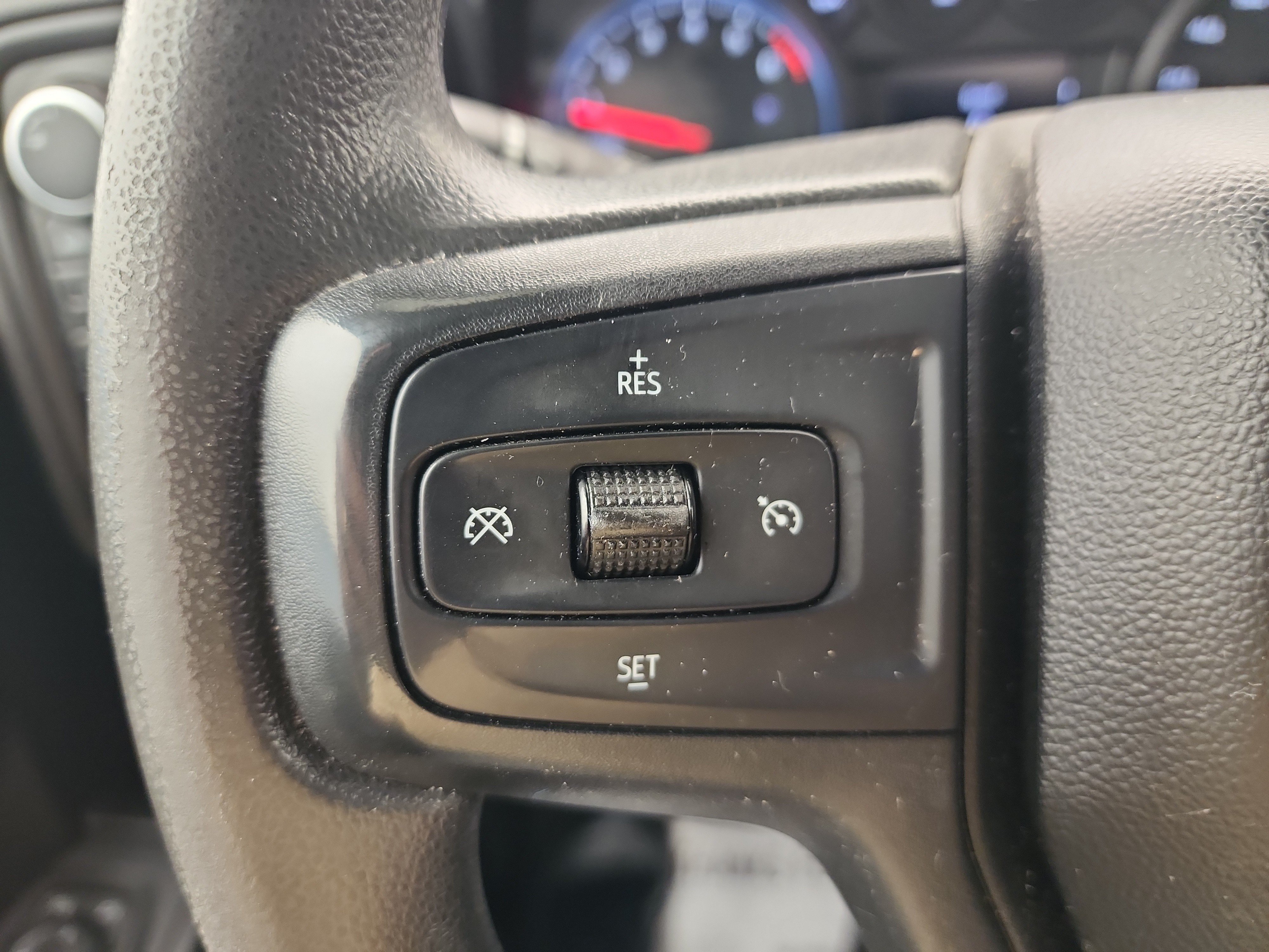 Certified 2022 Chevrolet Silverado 1500 Custom AWD/4WD image 17