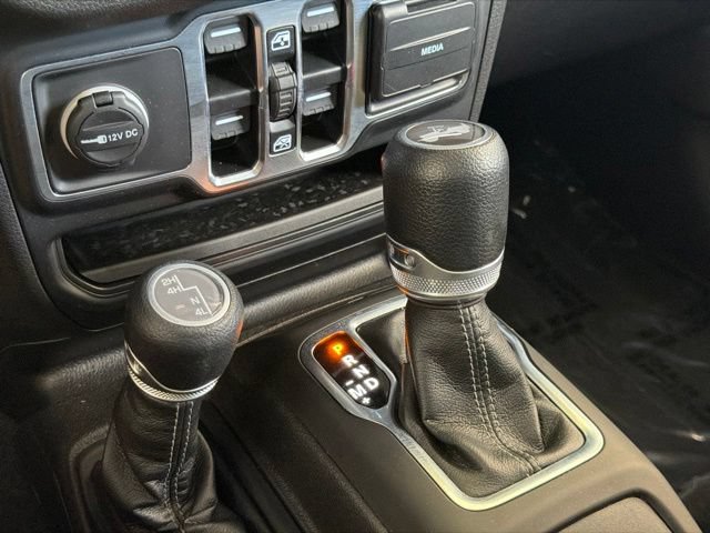 Used 2024 Jeep Wrangler Unlimited Sport AWD/4WD image 26