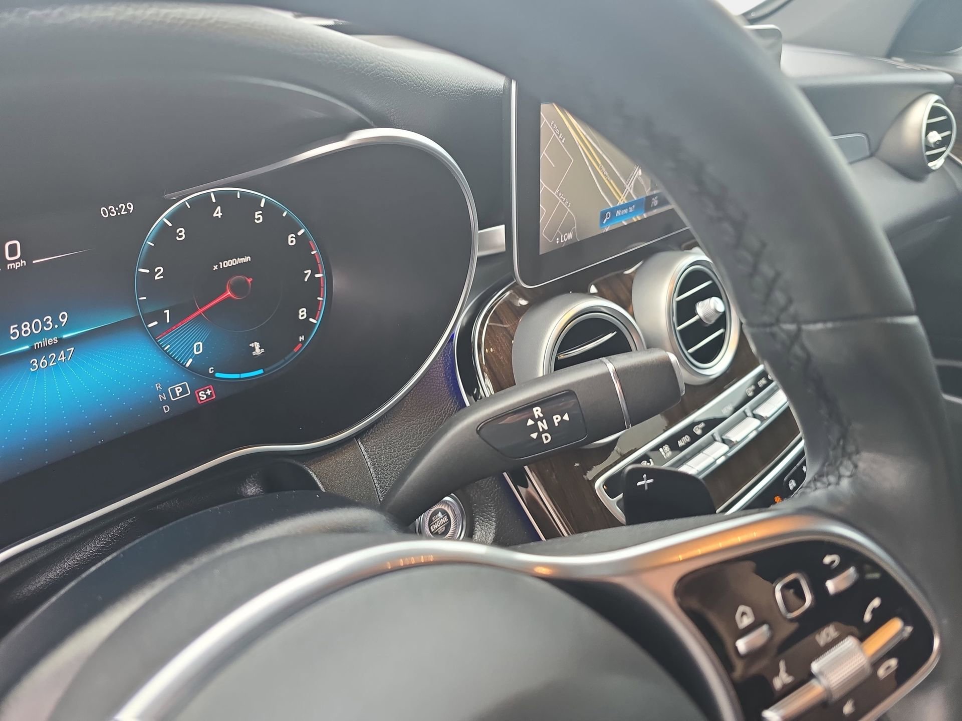 Used 2020 Mercedes-Benz GLC 300 4MATIC image 25