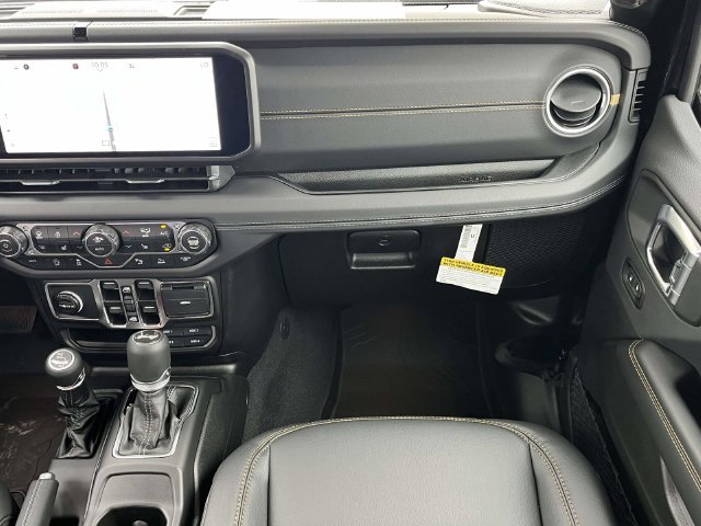 New 2027 Jeep Wrangler Unlimited Sahara AWD/4WD image 15