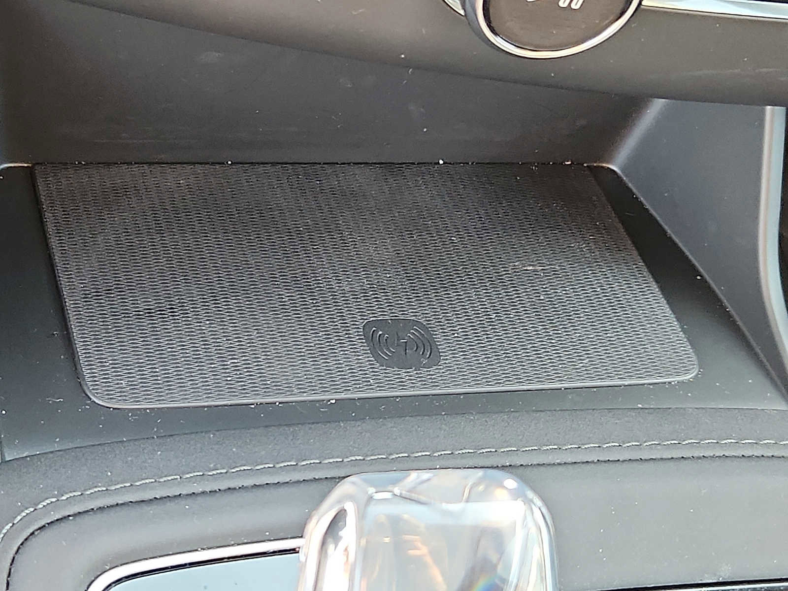 Used 2026 Volvo XC90 B6 Plus w/ Protection Package Premier image 25