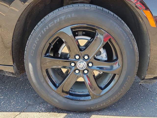 Certified 2023 Buick Enclave Essence w/ Sport Touring Edition image 7