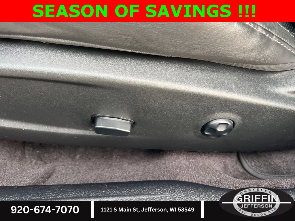 Used 2018 Dodge Challenger SXT Plus image 18