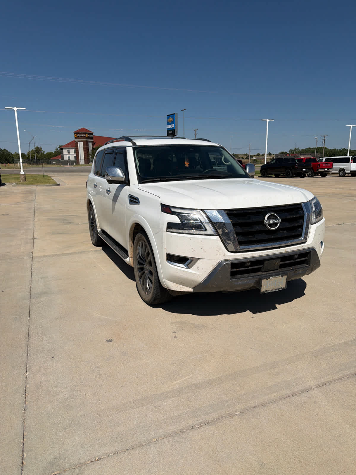Used 2023 Nissan Armada Platinum w/ Cargo Package RWD image 8
