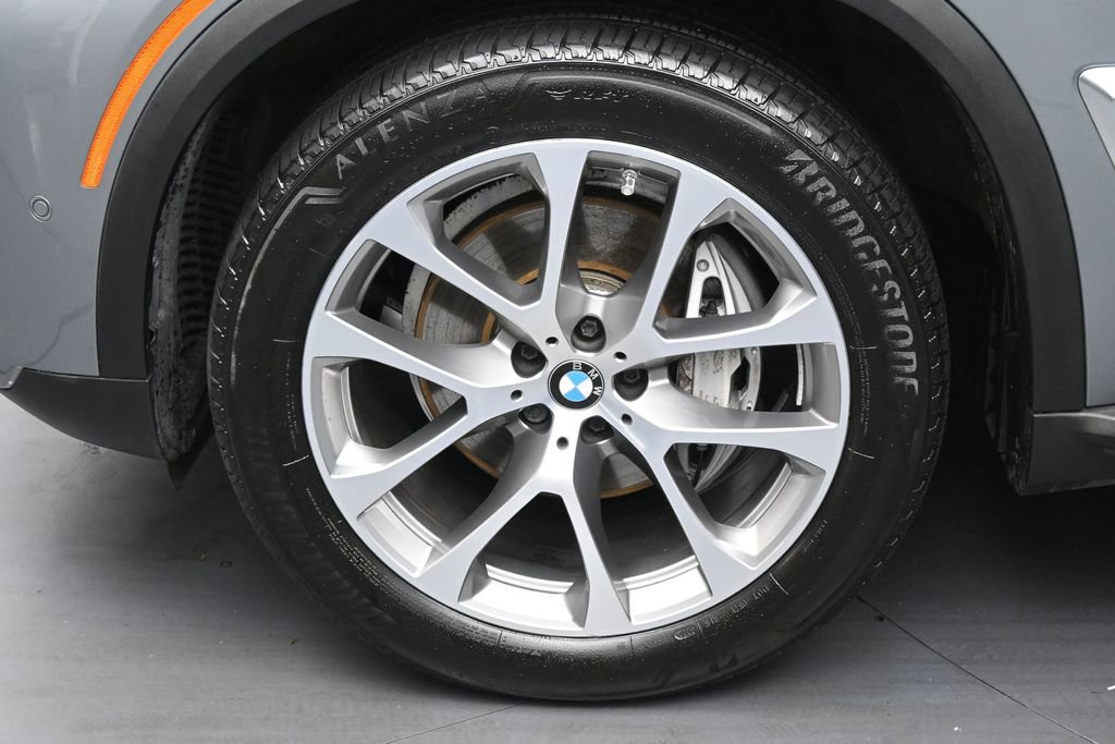 Used 2024 BMW X5 xDrive40i w/ Premium Package AWD/4WD image 41