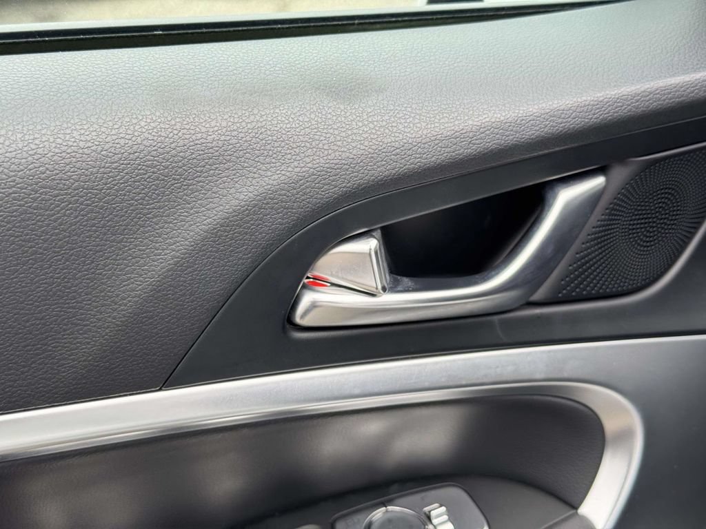 Certified 2026 Genesis G70 2.5T AWD/4WD image 17
