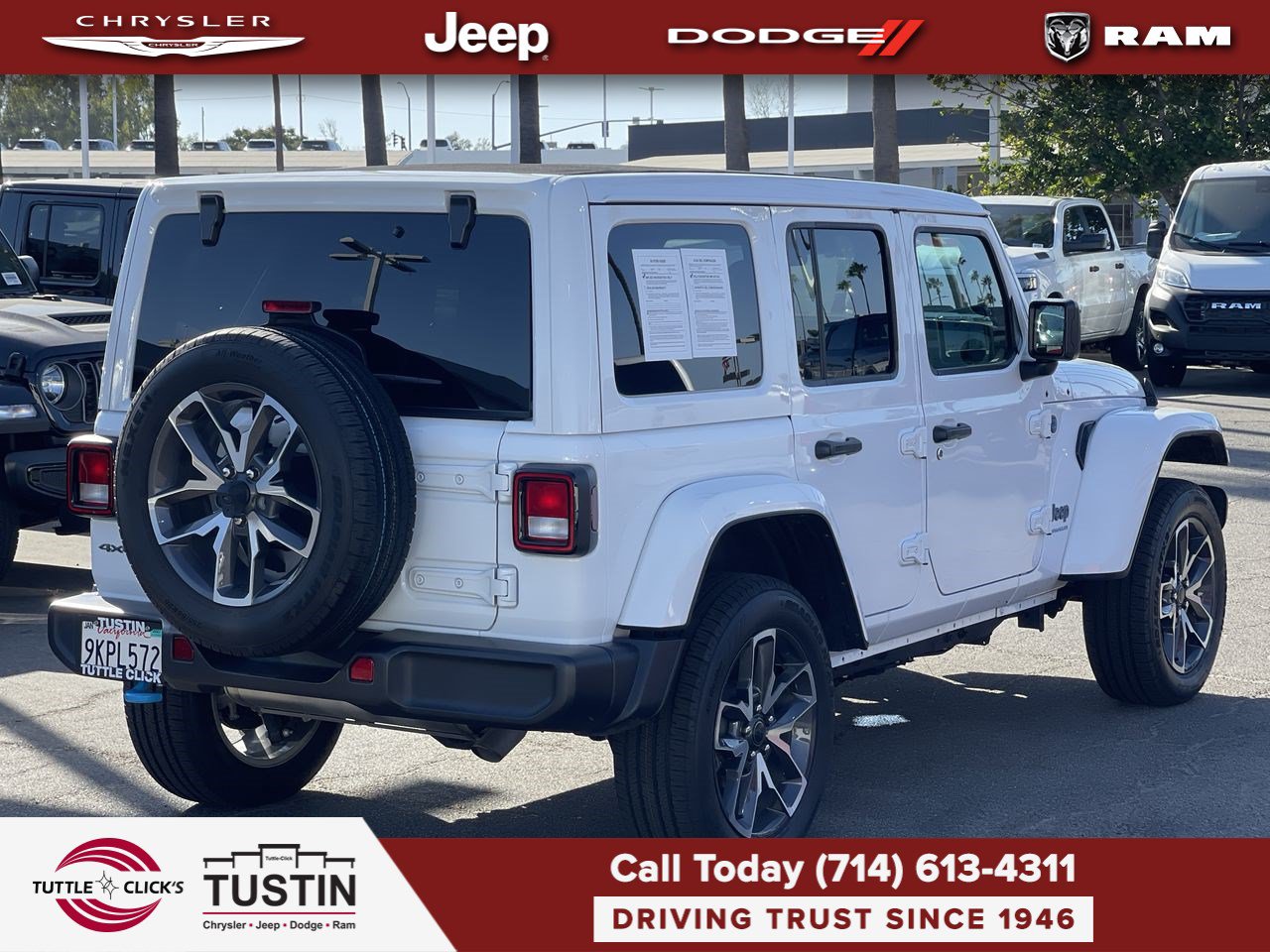 Used 2024 Jeep Wrangler Unlimited AWD/4WD image 6