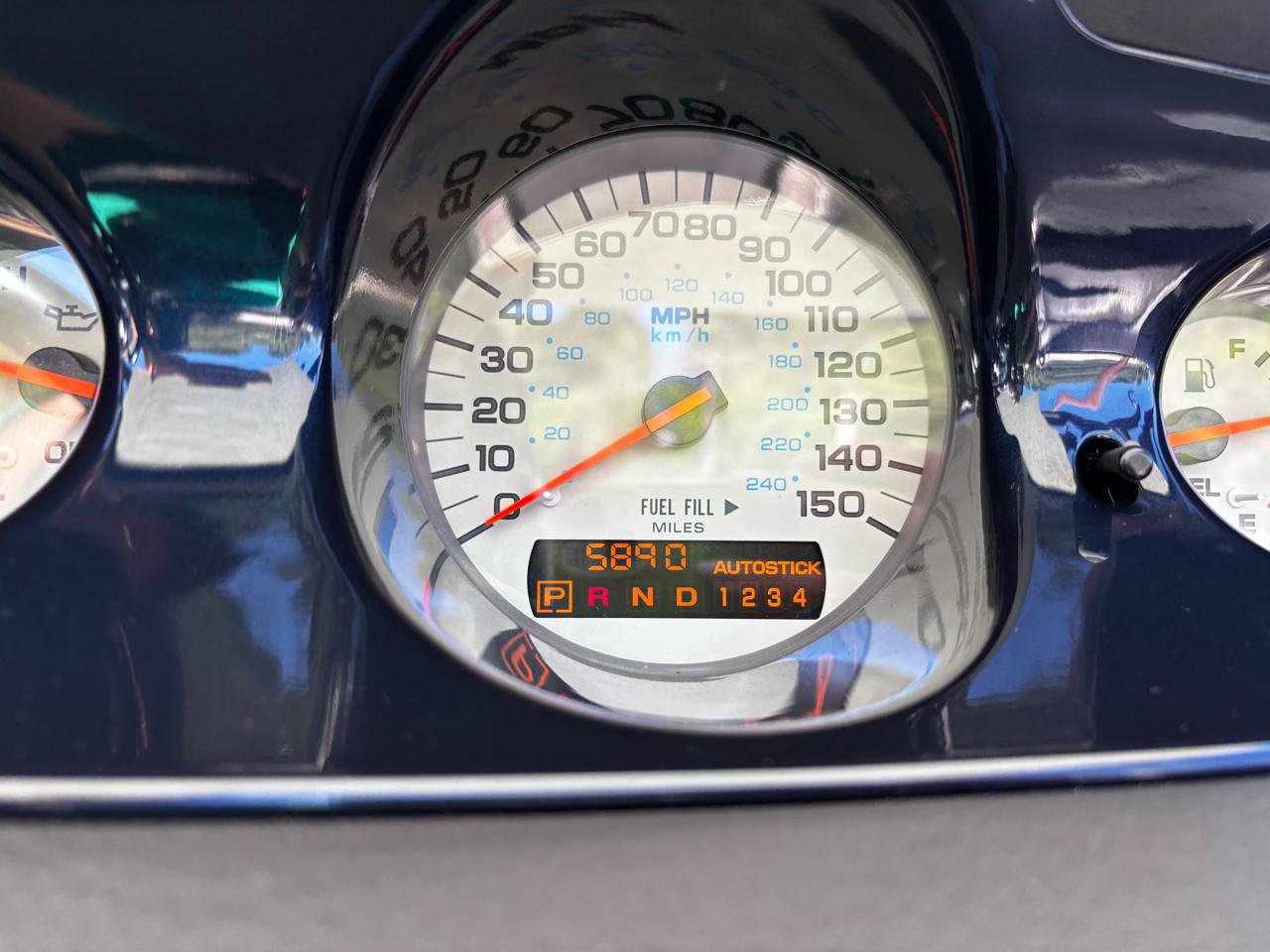 Used 2001 Chrysler Prowler RWD image 17