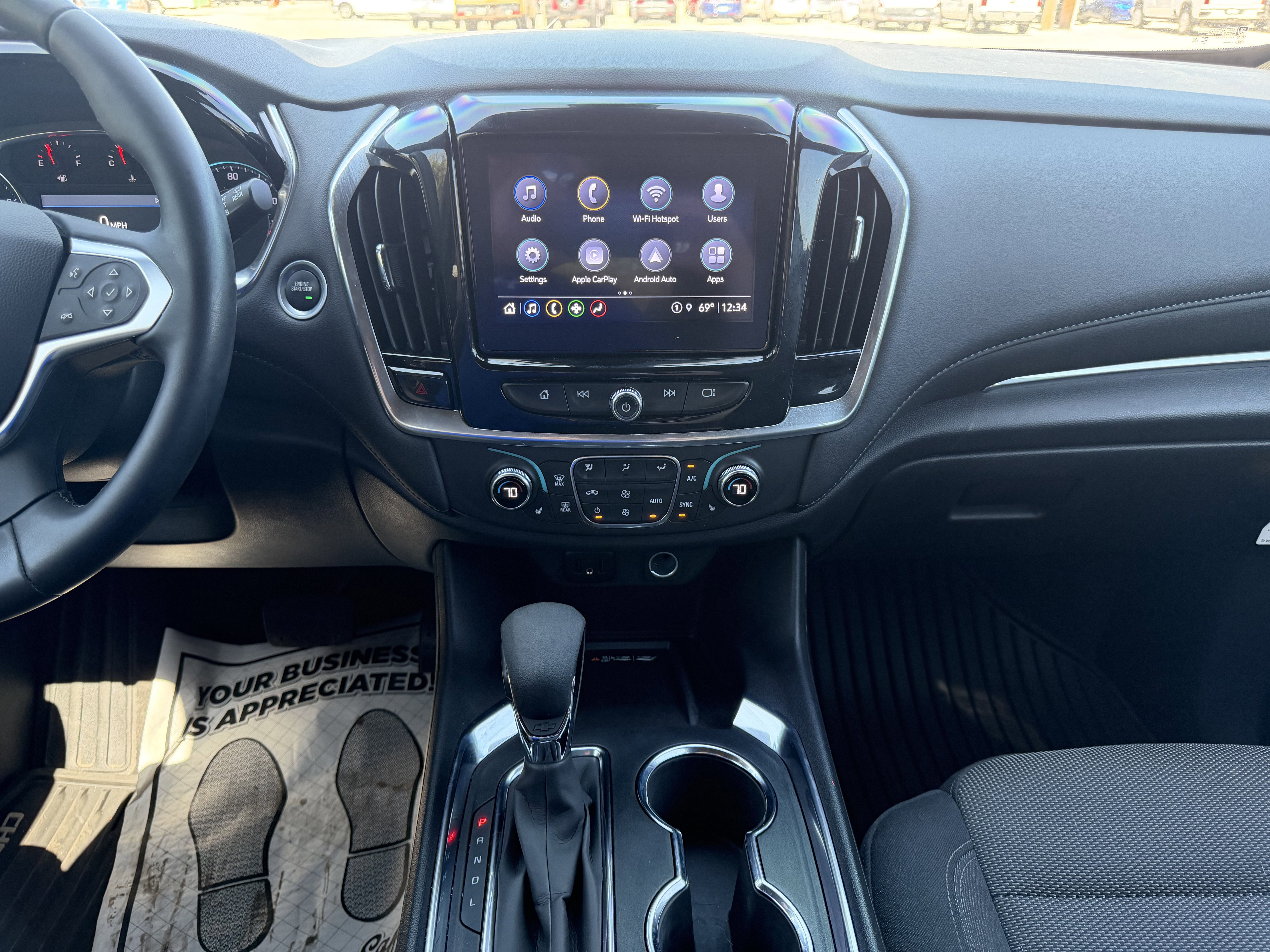 Used 2023 Chevrolet Traverse LT image 20