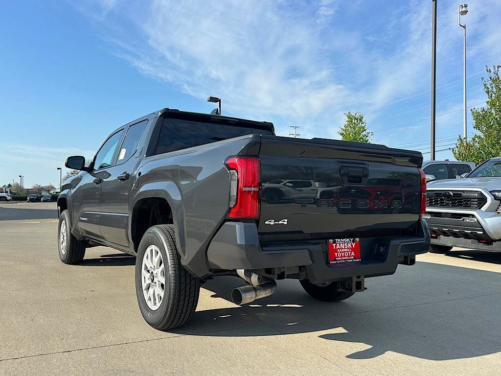 New 2026 Toyota Tacoma SR5 AWD/4WD image 4