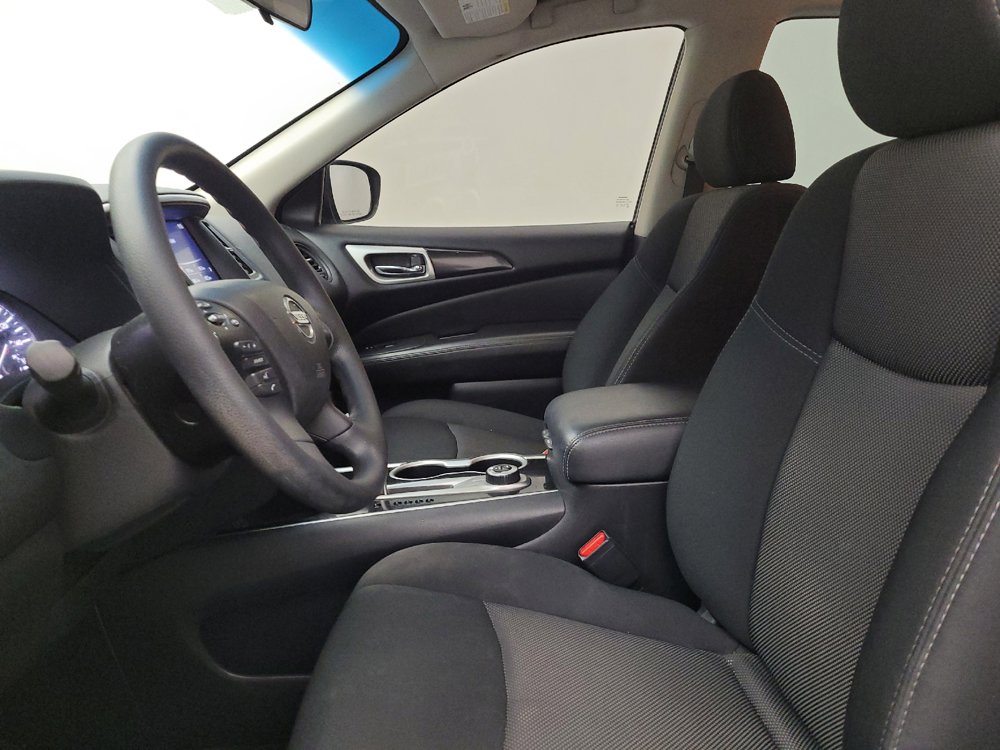 Used 2020 Nissan Pathfinder S AWD/4WD image 17