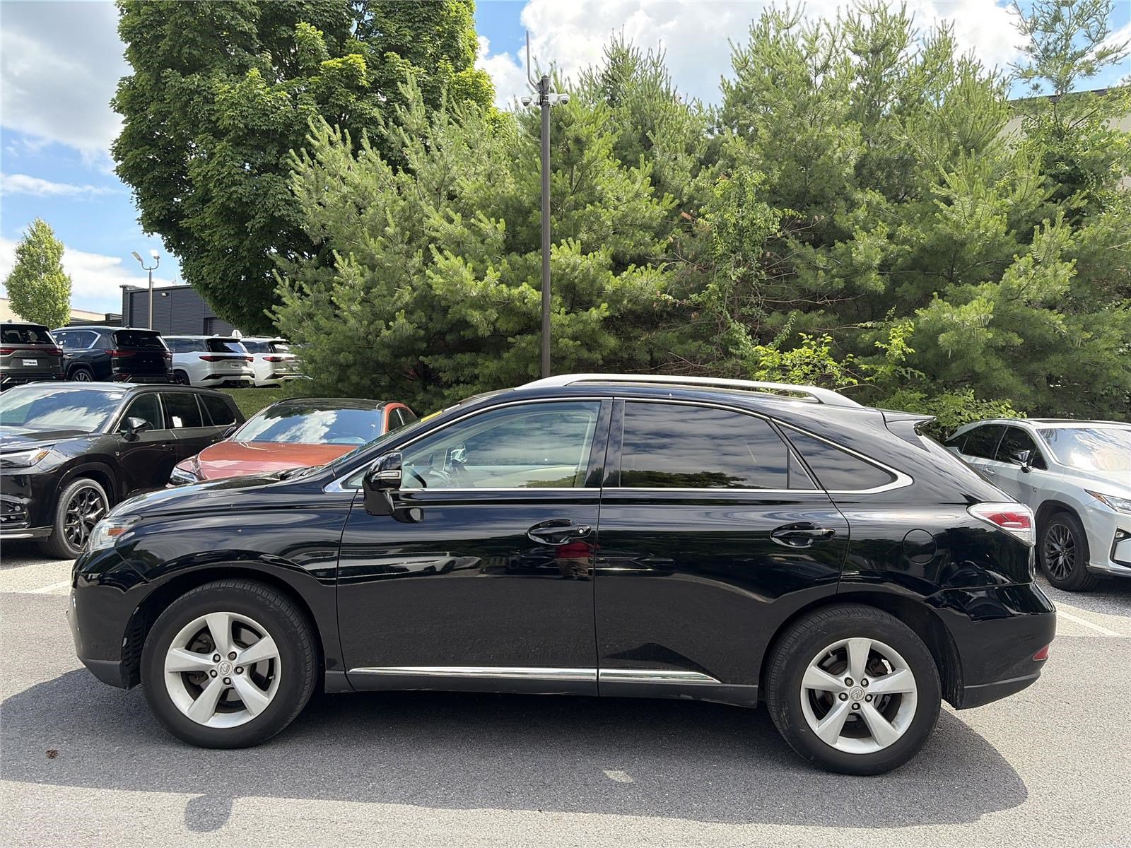 Used 2013 Lexus RX 350 AWD w/ Premium Pkg image 2