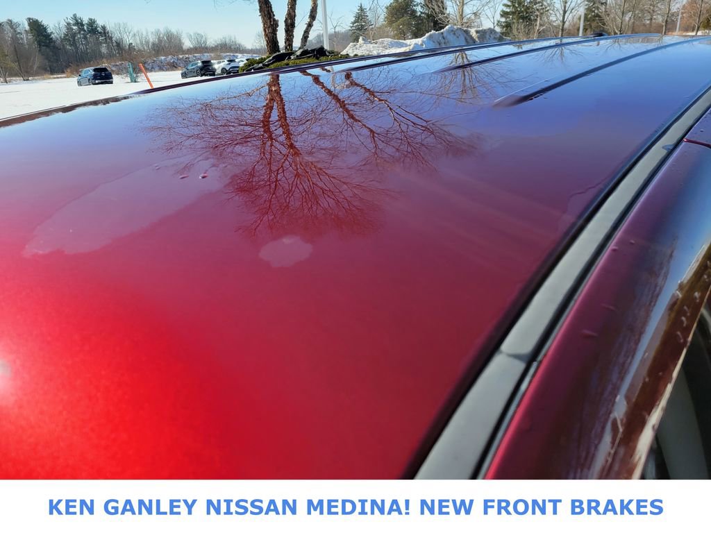 Used 2018 Dodge Grand Caravan SE w/ UConnect Hands-Free Group image 17