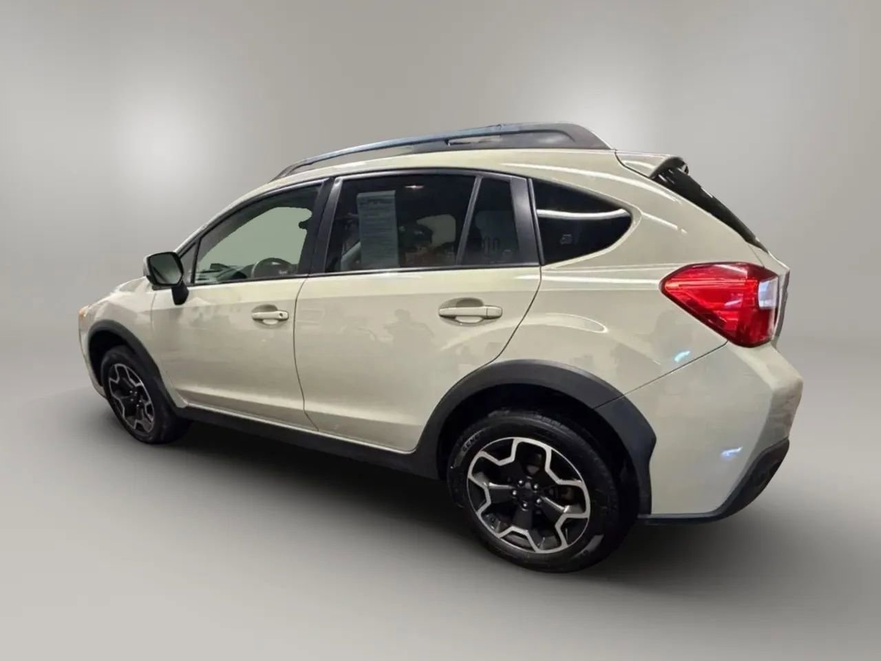 Used 2014 Subaru Crosstrek 2.0i Premium image 3