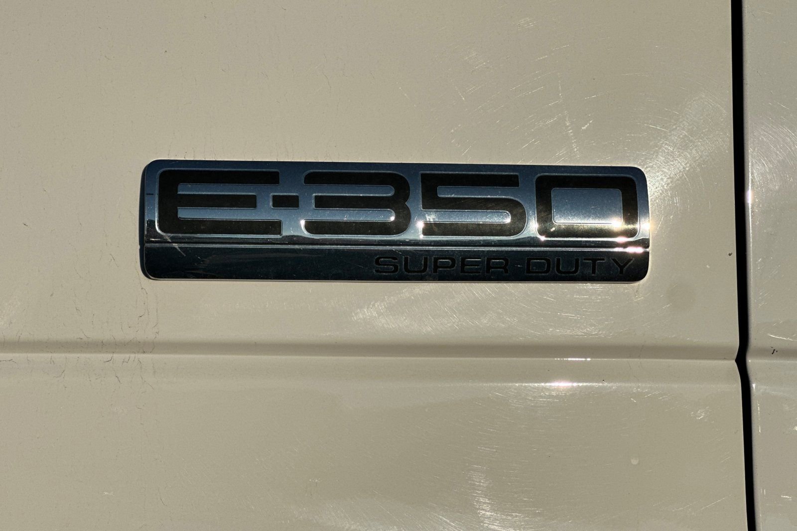 Used 2019 Ford E-350 and Econoline 350 Super Duty w/ Power Windows & Locks Group image 27