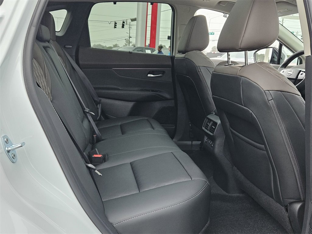 New 2026 Nissan Murano Platinum image 14