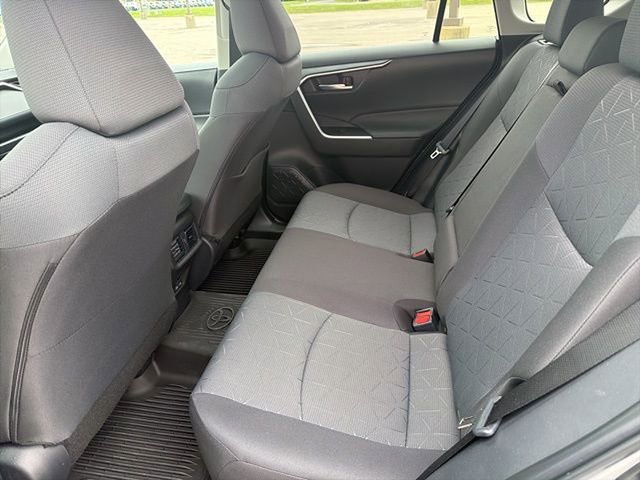 Used 2025 Toyota RAV4 XLE w/ Convenience Package image 17
