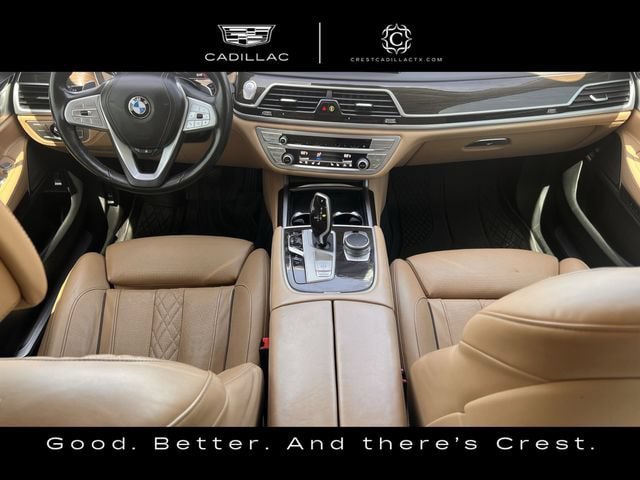 Used 2022 BMW 740i RWD image 12