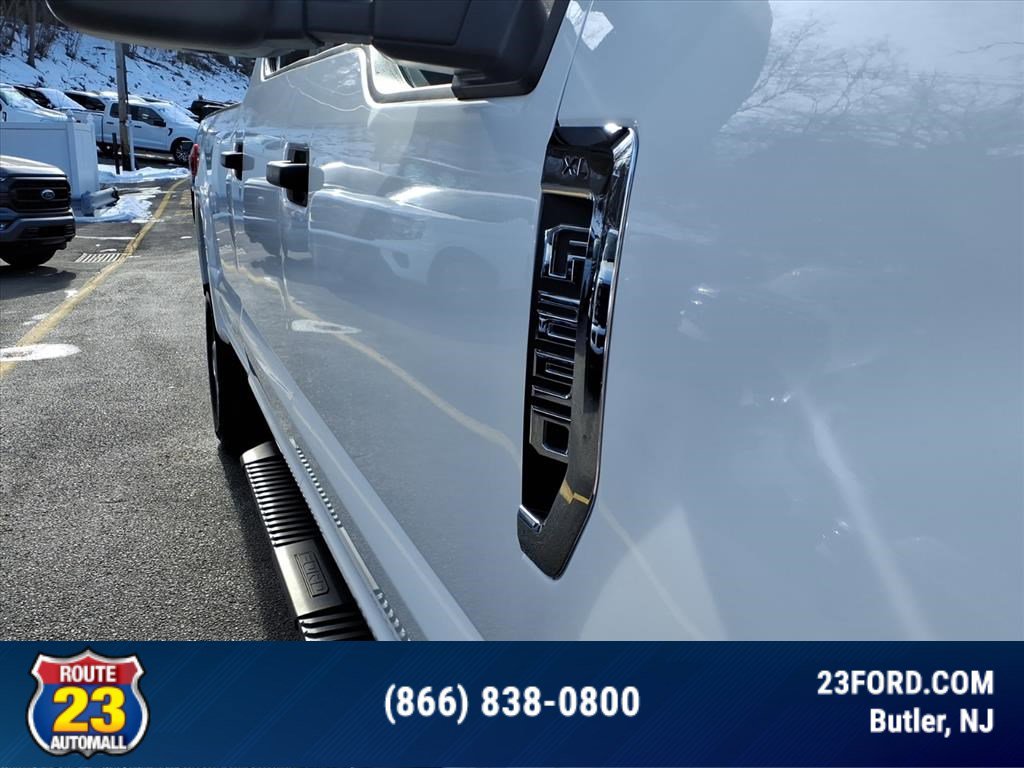 Certified 2022 Ford F250 XL w/ Snow Plow/Camper Package image 23