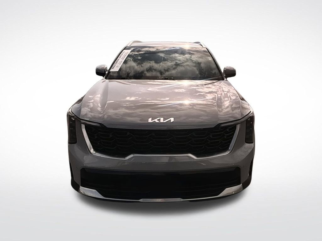 Used 2025 Kia Sorento S FWD image 4