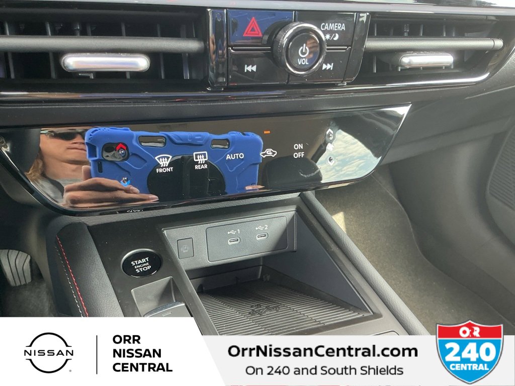 New 2025 Nissan Kicks SR image 23