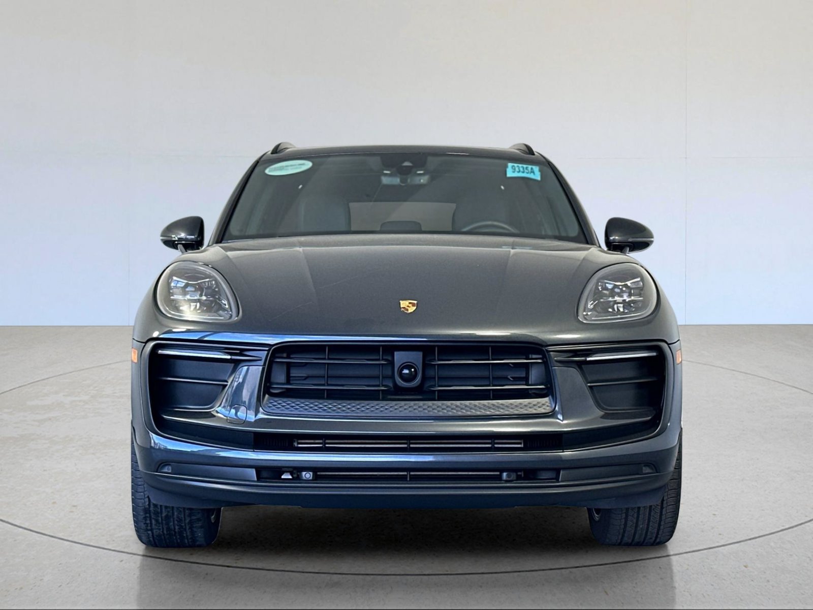 Certified 2024 Porsche Macan AWD/4WD image 11