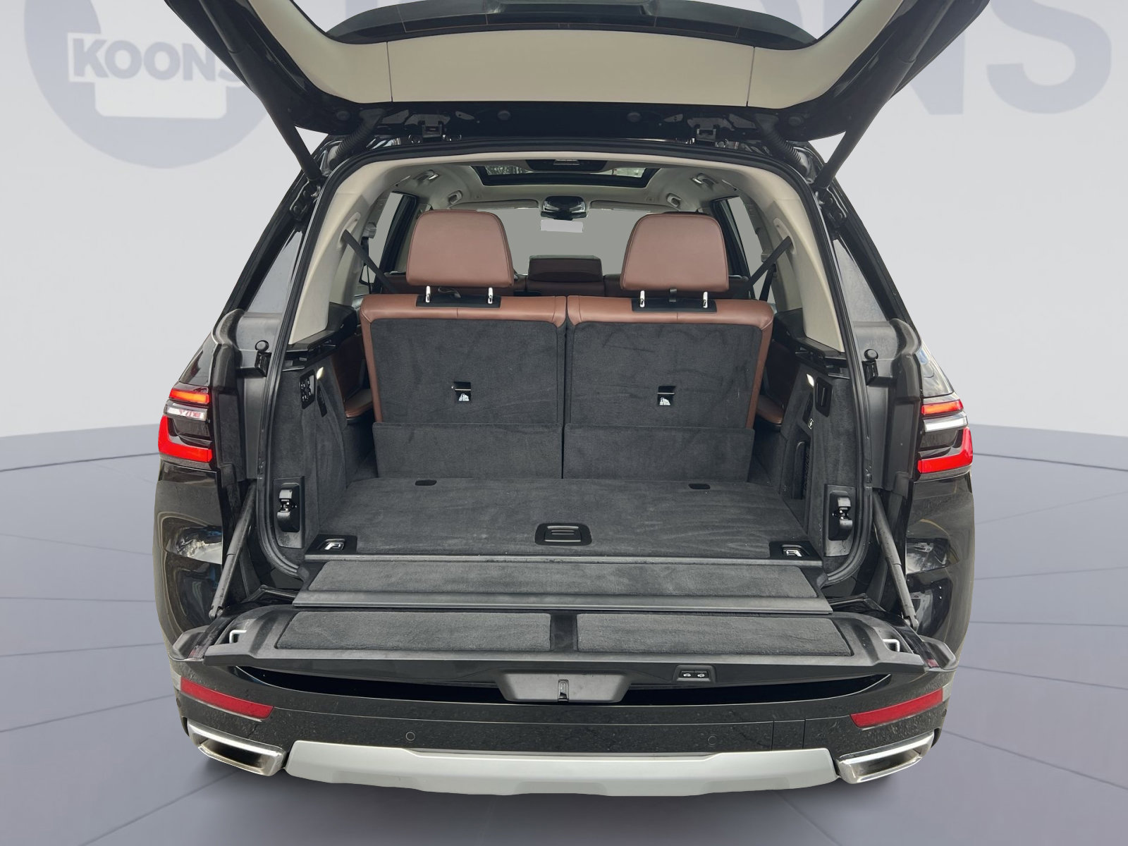 Used 2024 BMW X7 xDrive40i w/ Executive Package image 27