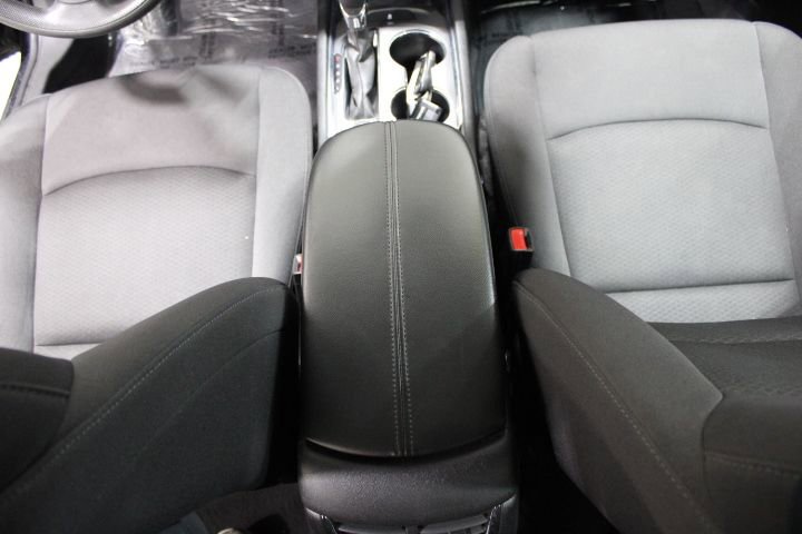 Used 2023 Chevrolet Malibu LT image 28