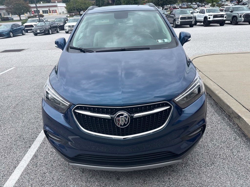 Used 2019 Buick Encore Sport Touring w/ Safety Package AWD/4WD image 2