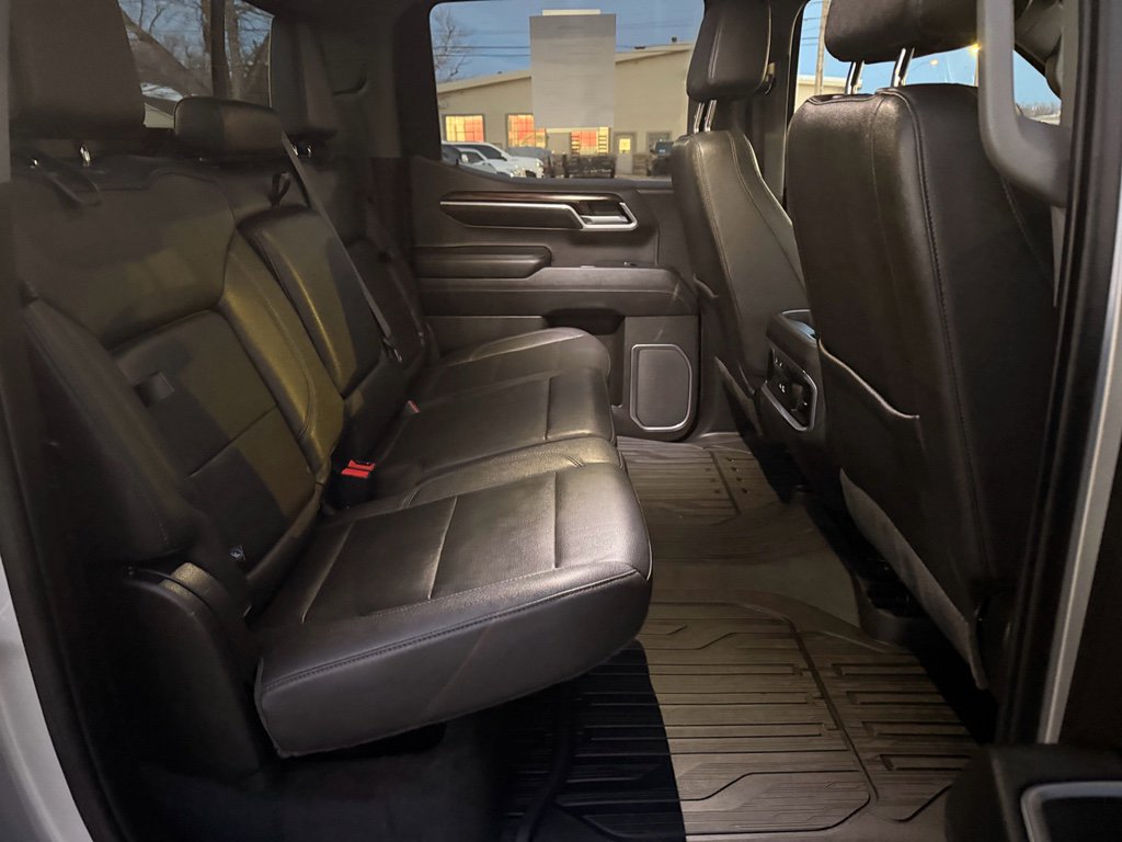 Used 2022 GMC Sierra 1500 SLT w/ SLT Premium Plus Package AWD/4WD image 22