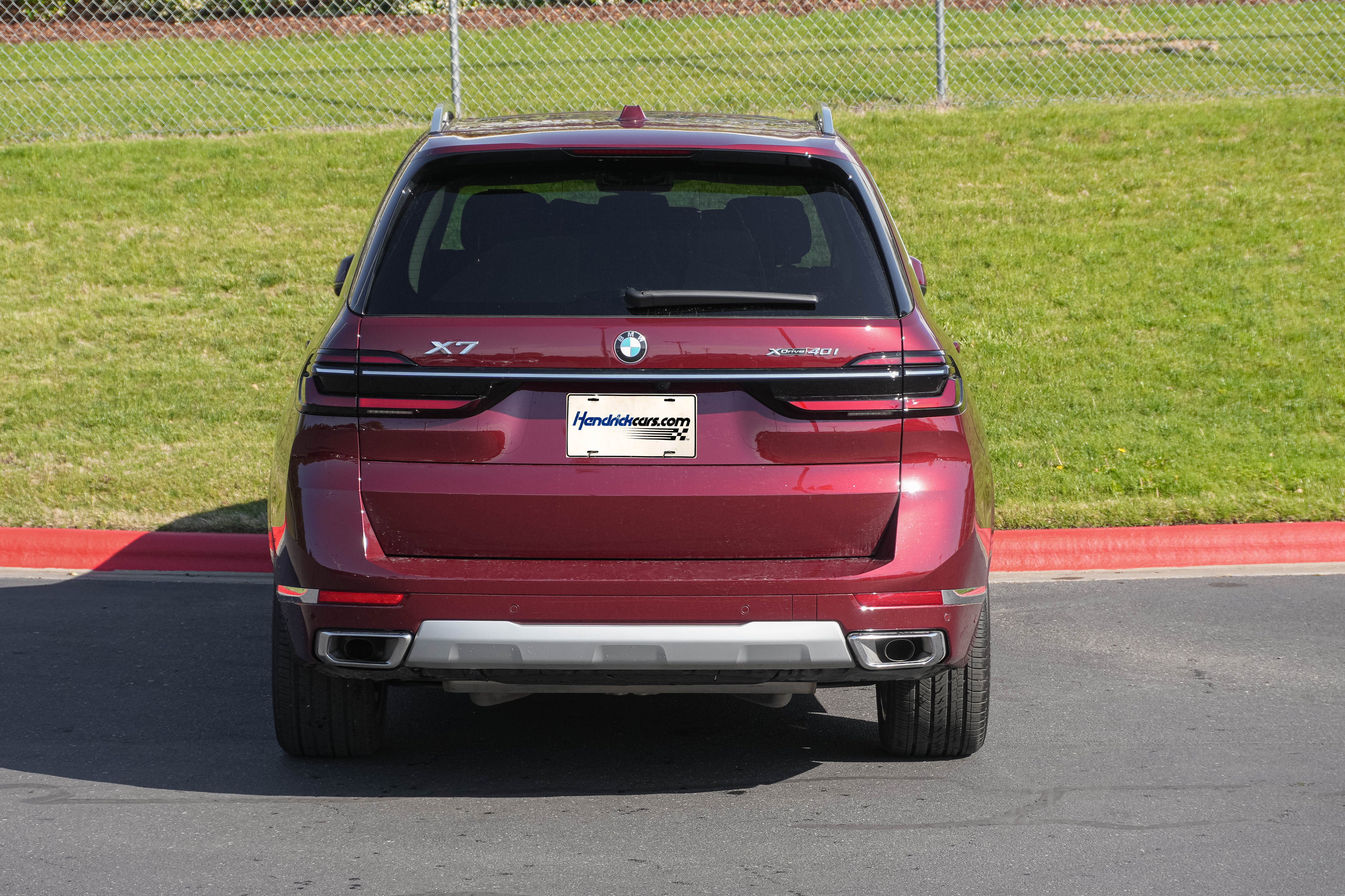 Used 2026 BMW X7 xDrive40i w/ Premium Package image 8