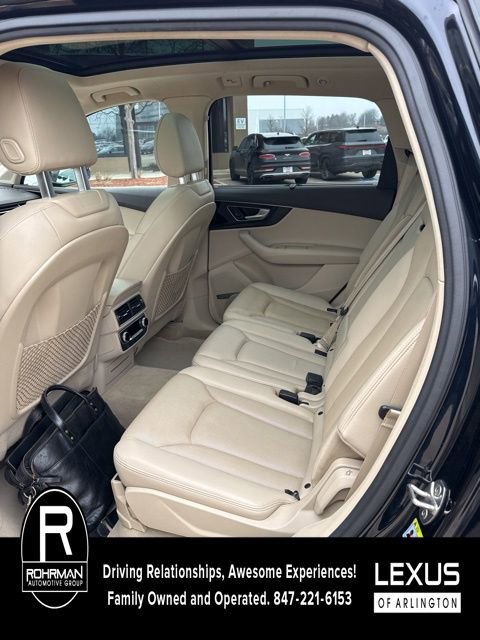 Used 2017 Audi Q7 3.0T Prestige image 8