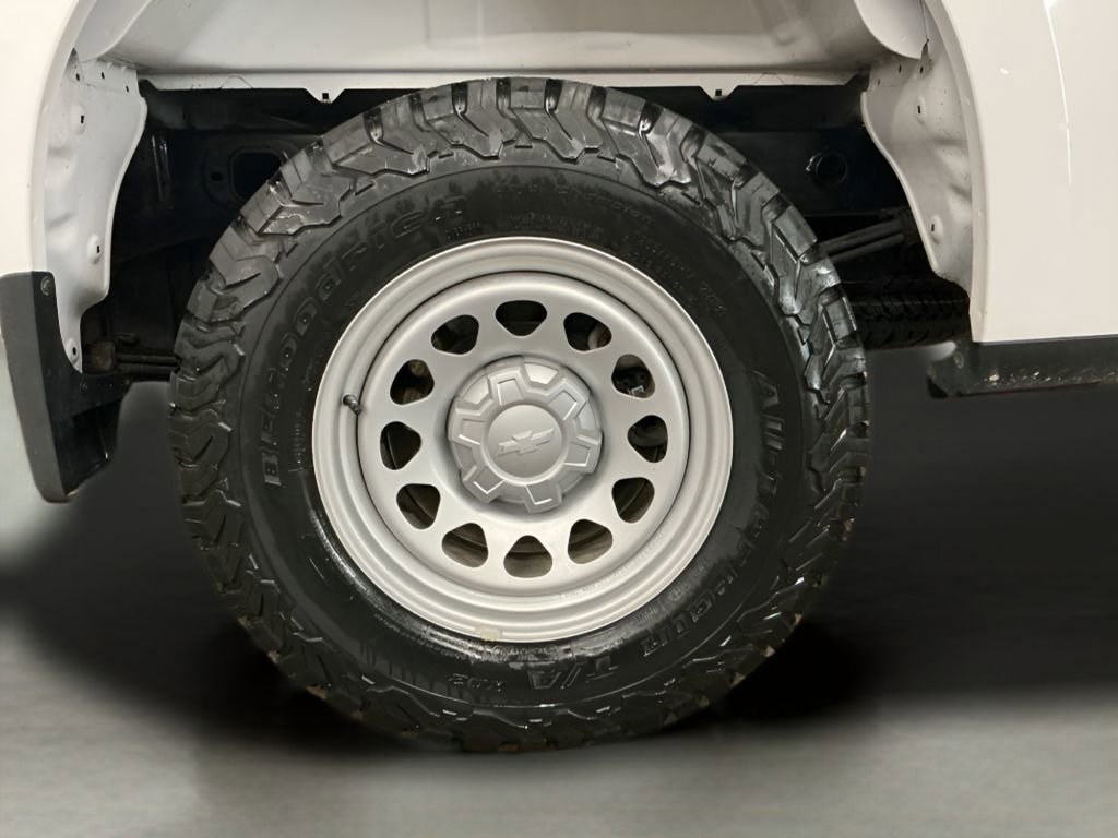 Used 2023 Chevrolet Silverado 1500 W/T w/ WT Value Package image 28