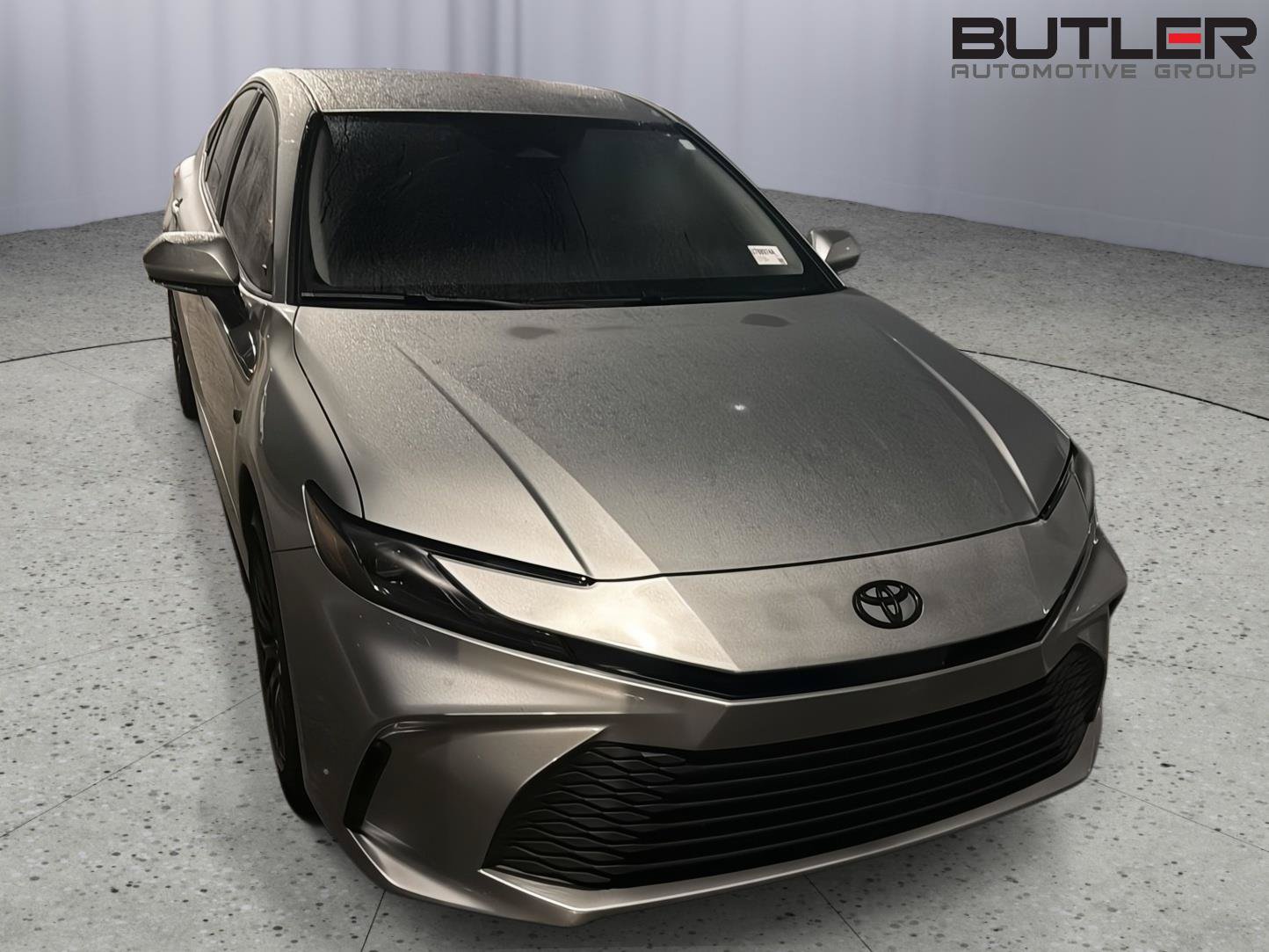 Used 2026 Toyota Camry LE FWD image 4