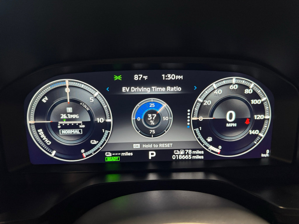 Used 2023 Mitsubishi Outlander SEL AWD/4WD image 9