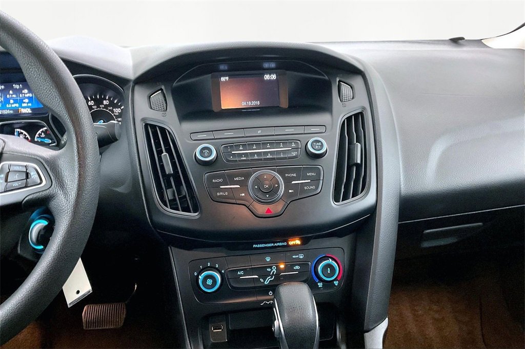 Used 2018 Ford Focus SE image 9