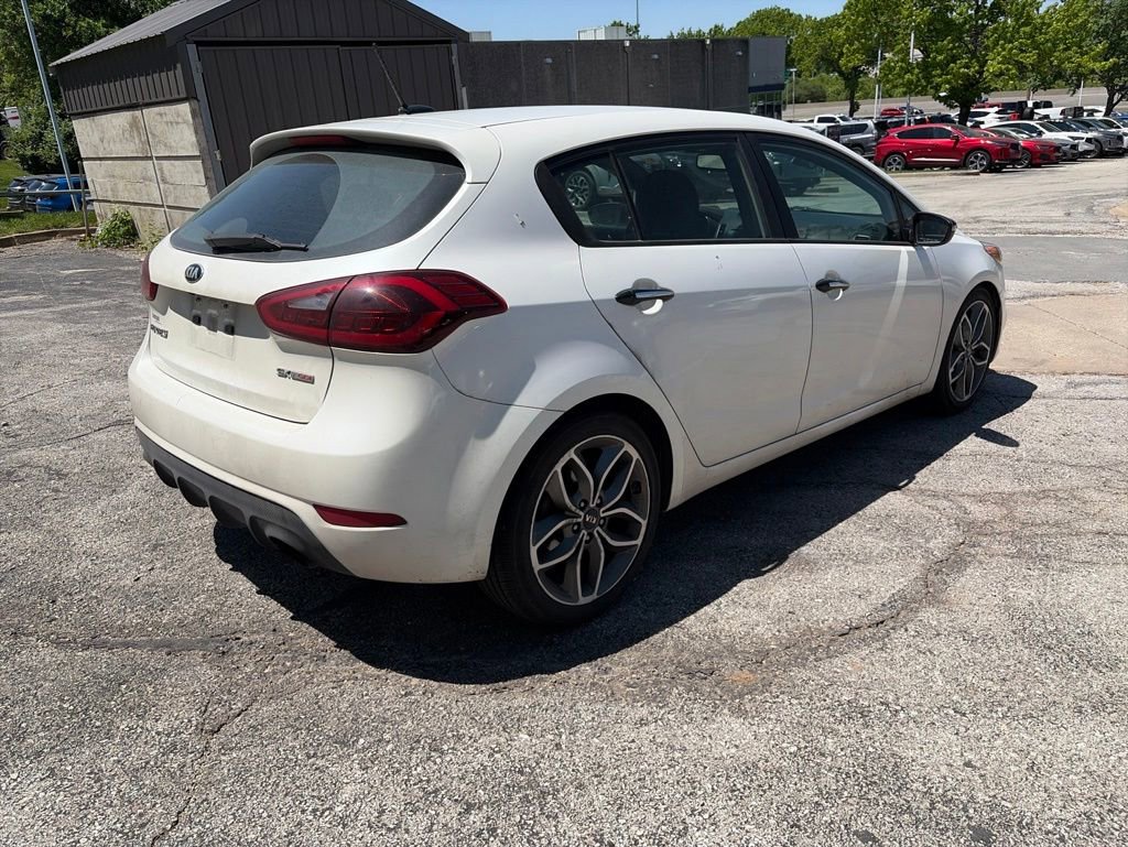 Used 2016 Kia Forte SX w/ SX Premium Technology Package FWD image 4