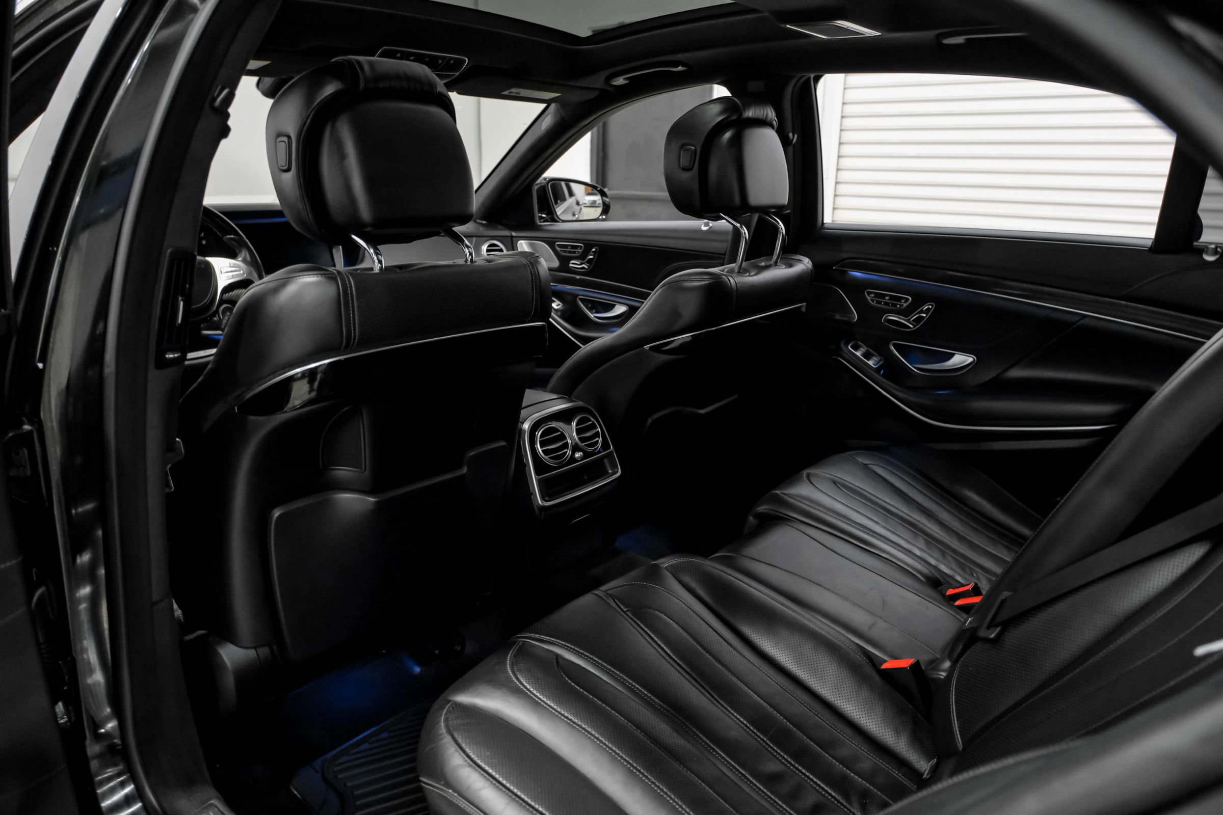 Used 2015 Mercedes-Benz S 63 AMG 4MATIC Sedan image 43