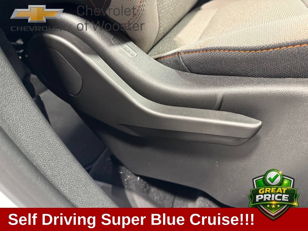 New 2026 Chevrolet Traverse LT w/ Enhanced Driving Package FWD image 35