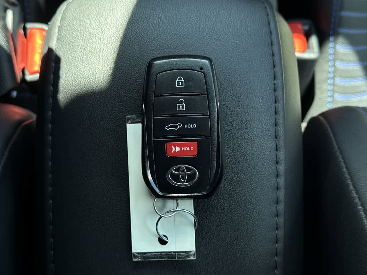 Used 2023 Toyota Corolla Cross XSE w/ Convenience Package AWD/4WD image 23